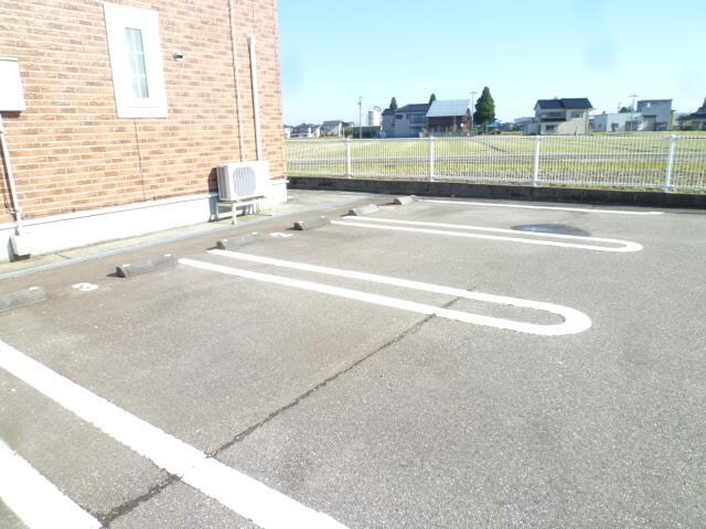 ドンペリニョンの物件外観写真