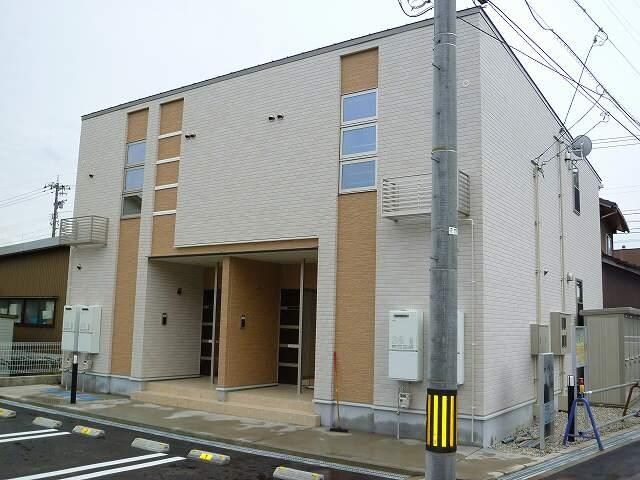 アチェレータの物件外観写真