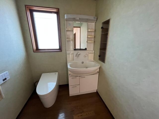 名畑貸家の物件内観写真