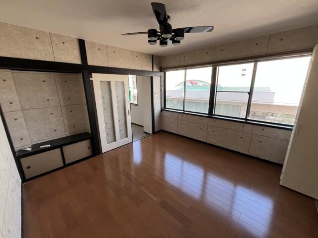 石動町貸家の物件内観写真