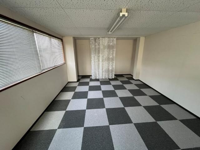 石動町貸家の物件内観写真