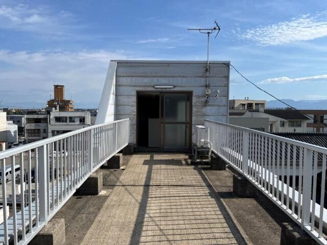 石動町貸家の物件内観写真