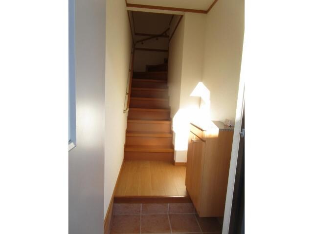 ウランタン弐番館の物件内観写真