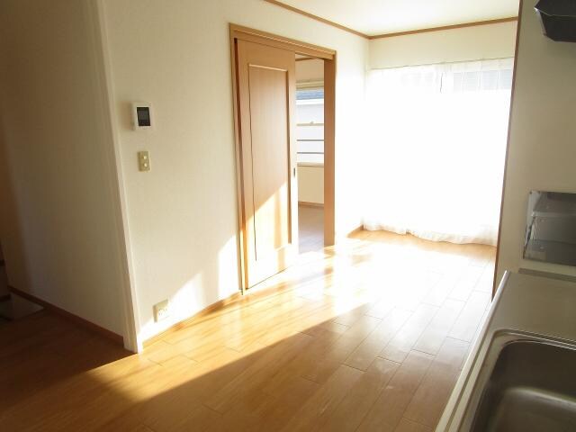 ウランタン弐番館の物件内観写真