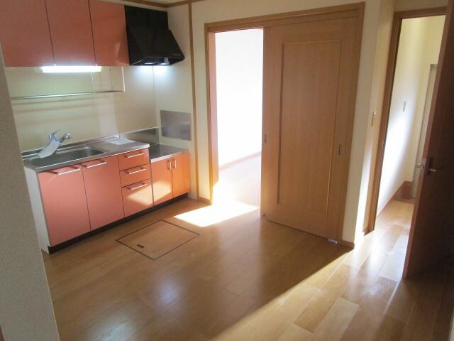 ウランタン弐番館の物件内観写真