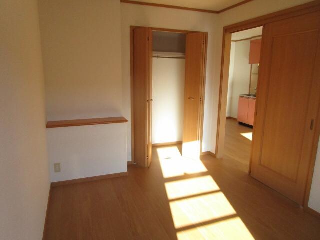 ウランタン弐番館の物件内観写真