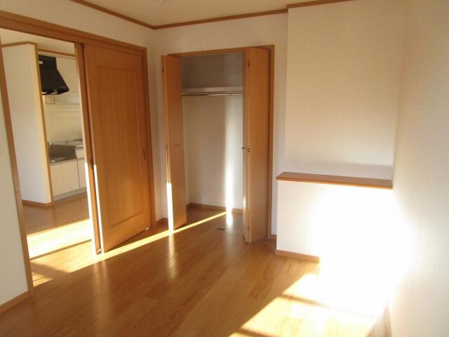 ウランタン弐番館の物件内観写真