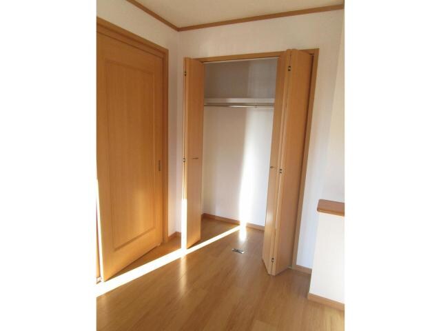 ウランタン弐番館の物件内観写真