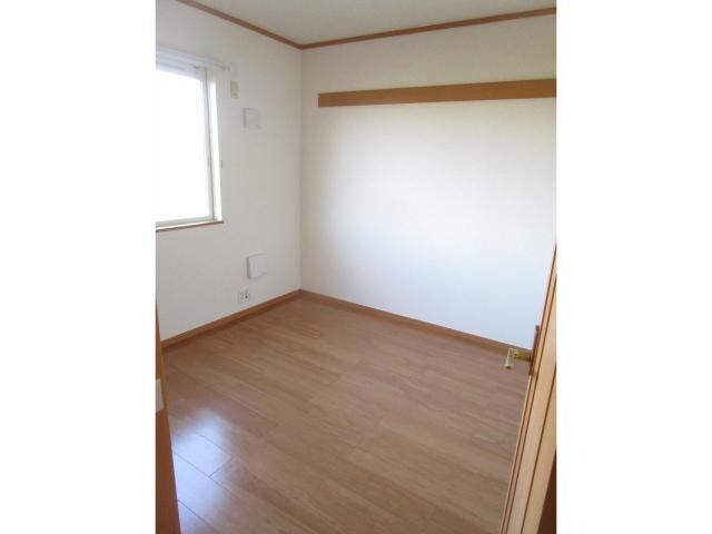 ウランタン弐番館の物件内観写真