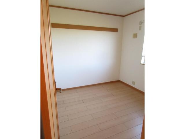 ウランタン弐番館の物件内観写真