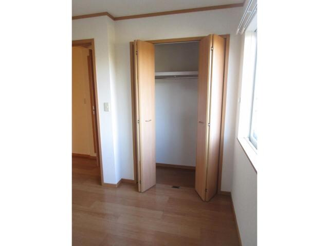 ウランタン弐番館の物件内観写真