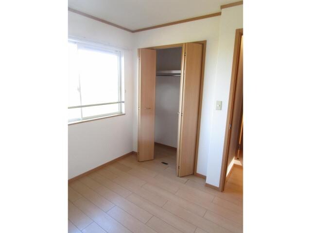 ウランタン弐番館の物件内観写真