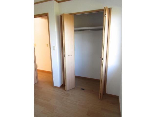 ウランタン弐番館の物件内観写真