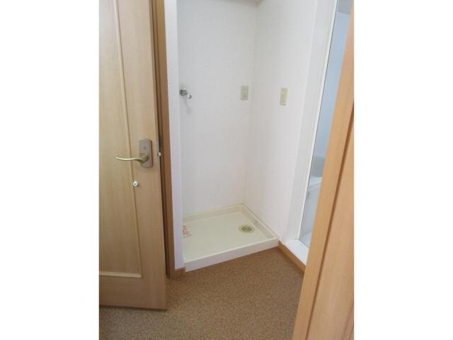 ウランタン弐番館の物件内観写真