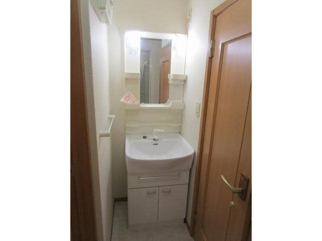 ウランタン弐番館の物件内観写真