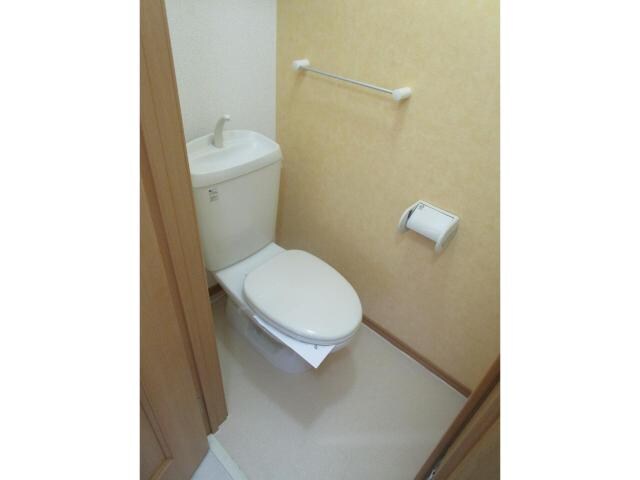 ウランタン弐番館の物件内観写真