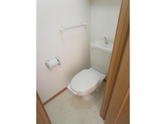 ウランタン弐番館の物件内観写真