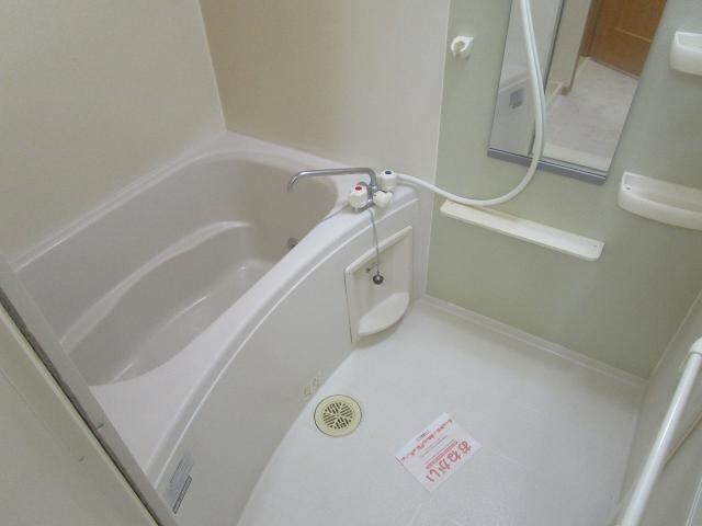 ウランタン弐番館の物件内観写真