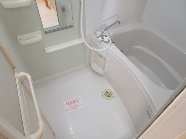 ウランタン弐番館の物件内観写真