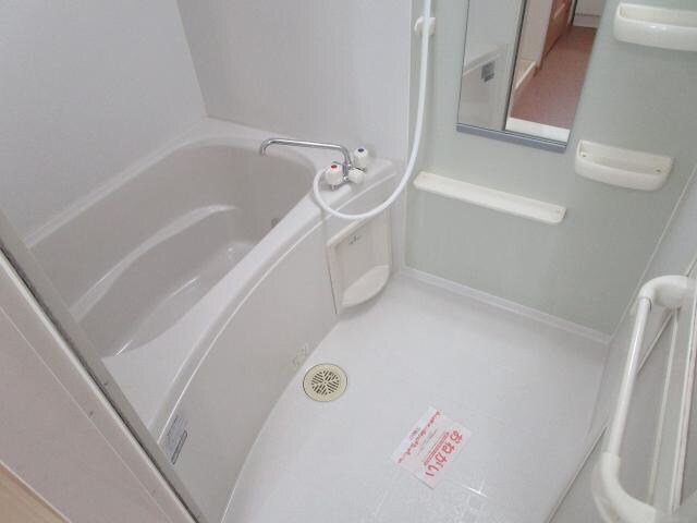 ウランタン弐番館の物件内観写真