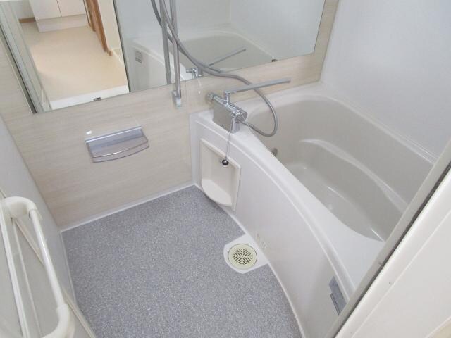 ウランタン弐番館の物件内観写真