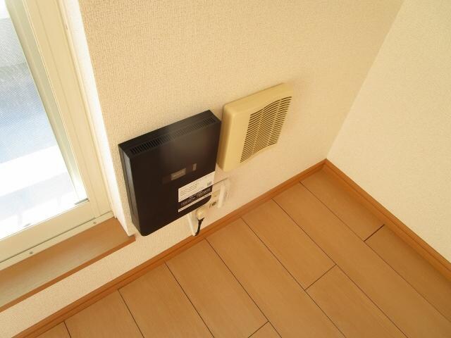 ウランタン弐番館の物件内観写真