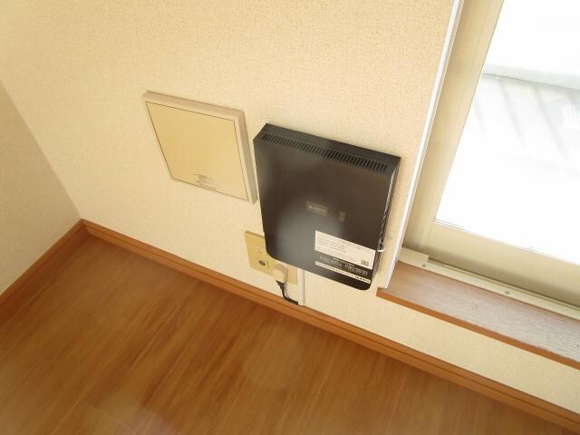 ウランタン弐番館の物件内観写真