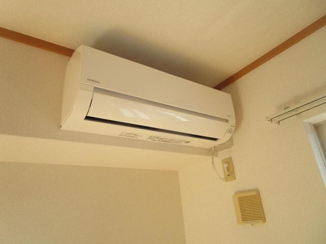 ウランタン弐番館の物件内観写真