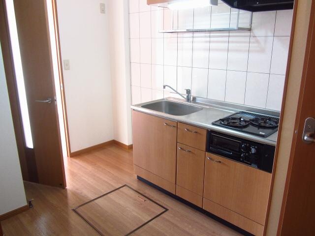 シャインヒルの物件内観写真