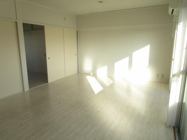 ビレッジハウス三橋1号棟の物件内観写真