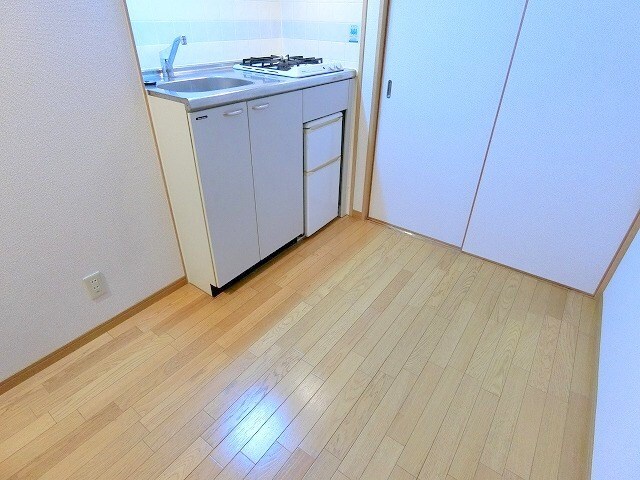 ディナスティ松屋町の物件内観写真