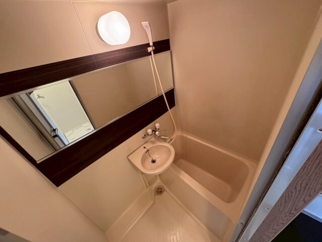 シャトラン弓木三番館の物件内観写真