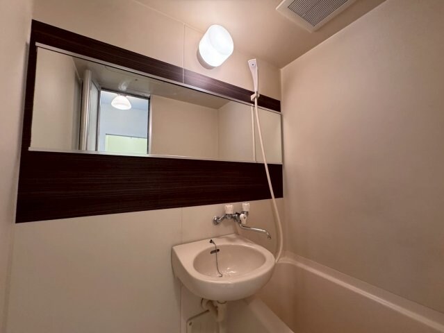 シャトラン弓木三番館の物件内観写真