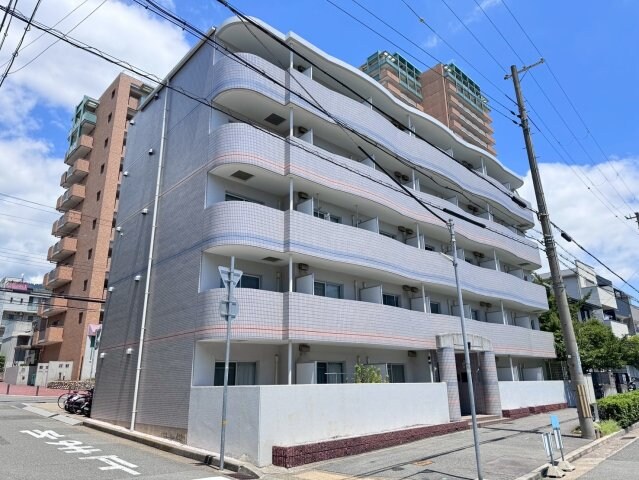 シャトラン弓木三番館の物件外観写真