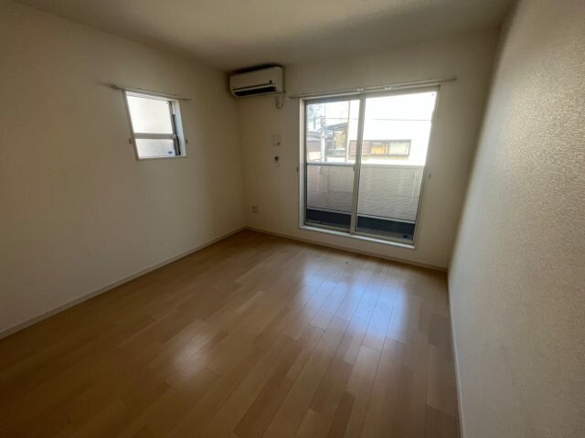 KTIレジデンス湊川2の物件内観写真