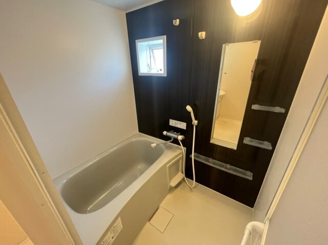 KTIレジデンス湊川2の物件内観写真