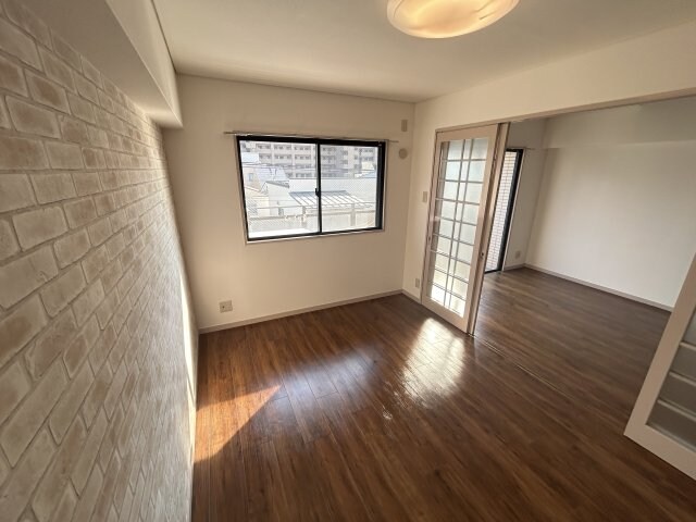 モンヴィラージュ本山の物件内観写真