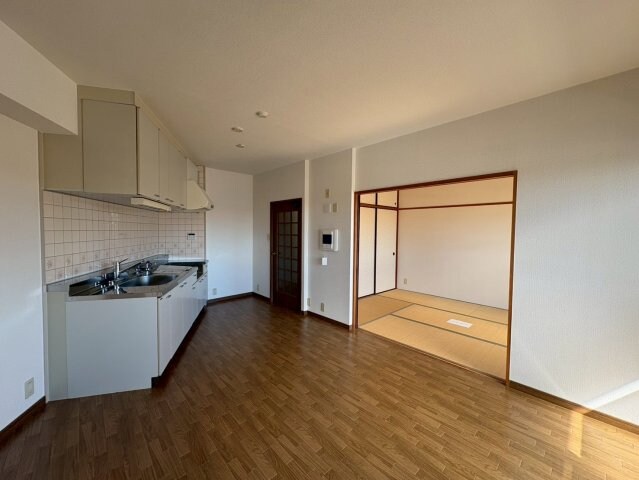 サンリッジ湊川の物件内観写真