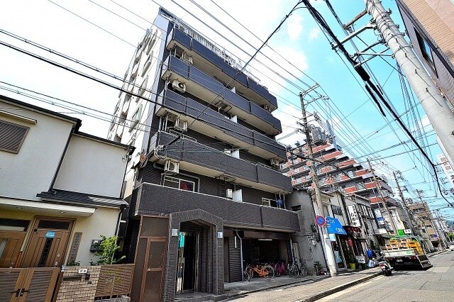 メゾンティファニーの物件外観写真