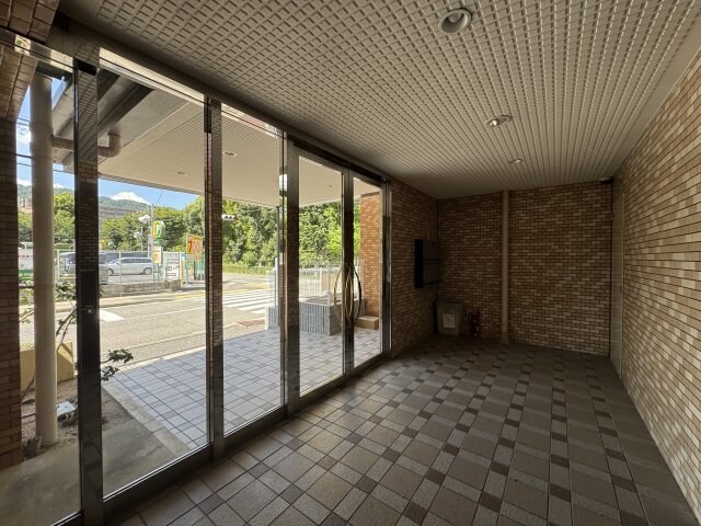 エレガンテ本山の物件外観写真