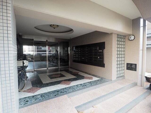 サンプラザ本山南の物件外観写真