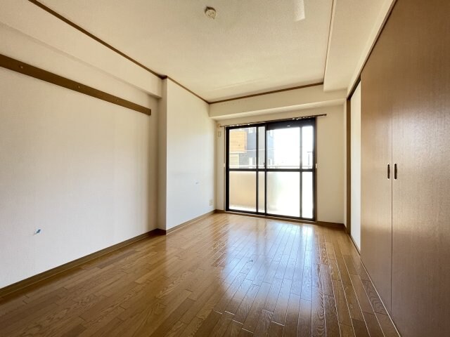 ラシュレ・ウエスト六甲の物件内観写真