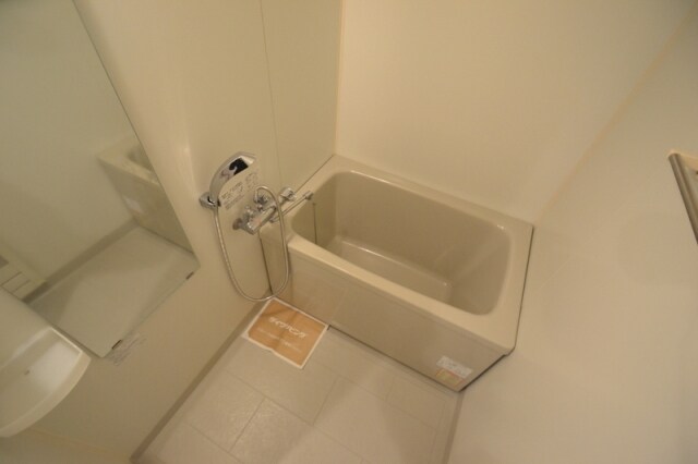 カスタリア三宮の物件内観写真