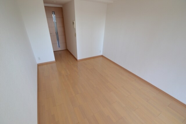 カスタリア三宮の物件内観写真