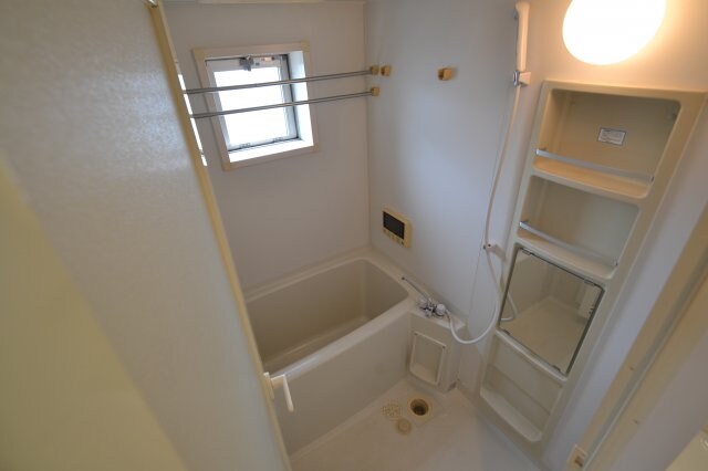 エスティ・ロアール神戸西の物件内観写真