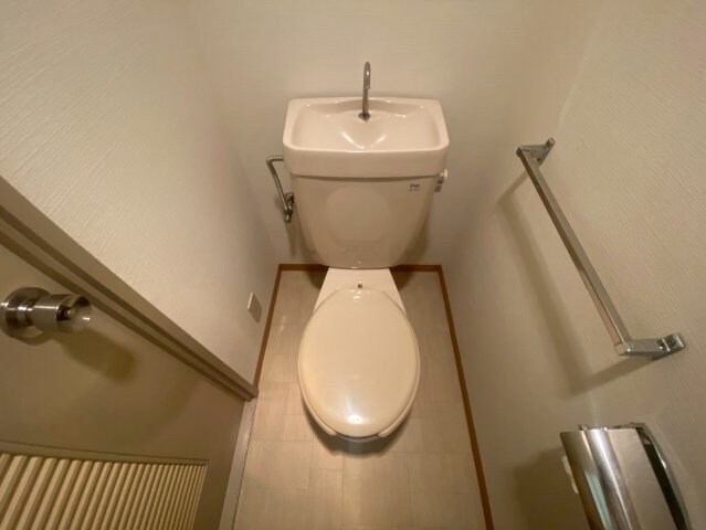 ジュエリー山手の物件内観写真