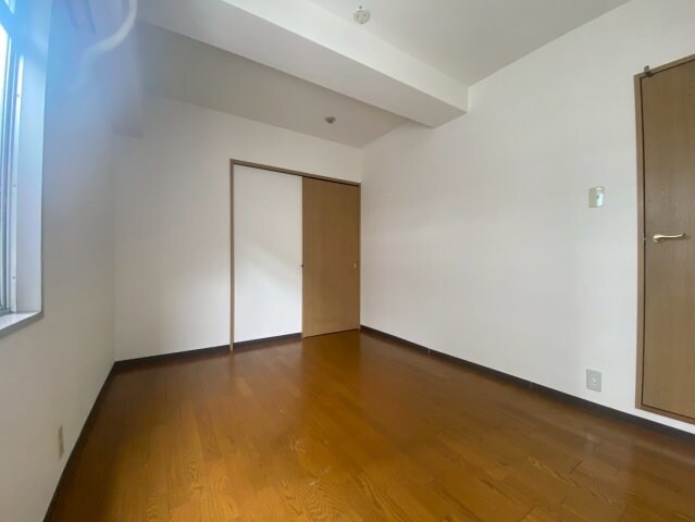 ジュエリー山手の物件内観写真