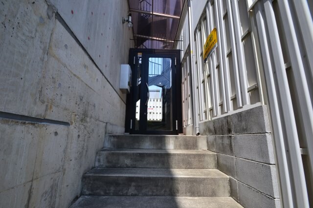 神戸・山手アパートメントの物件外観写真