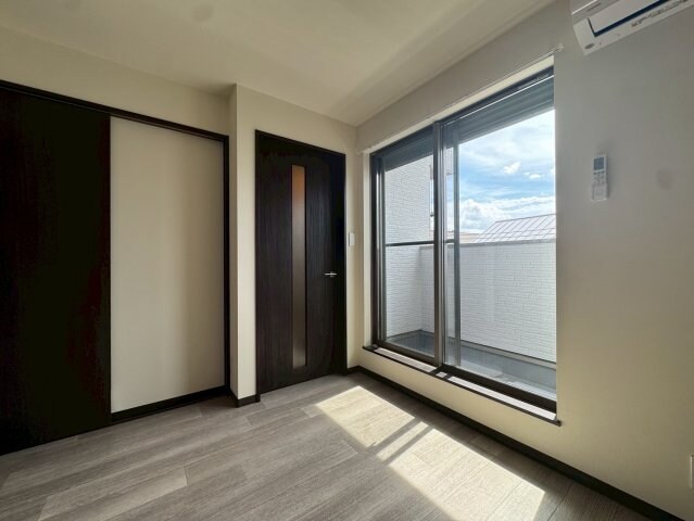 リッチライフ箕岡通の物件内観写真