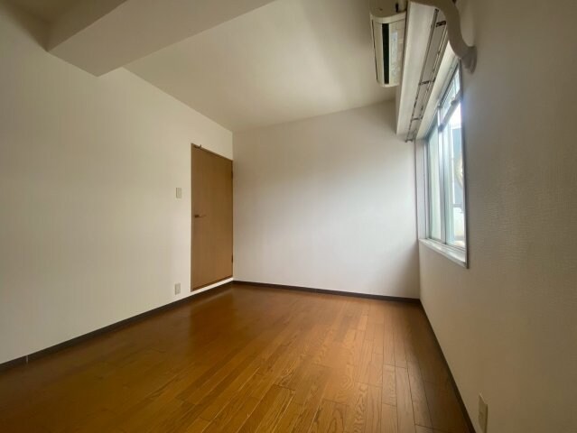 ジュエリー山手の物件内観写真